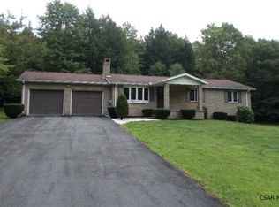 516 Griffith Ave, Mineral Point, PA 15942