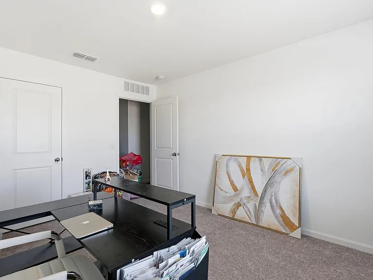 15610 S Moon Valley Rd — Photo 24