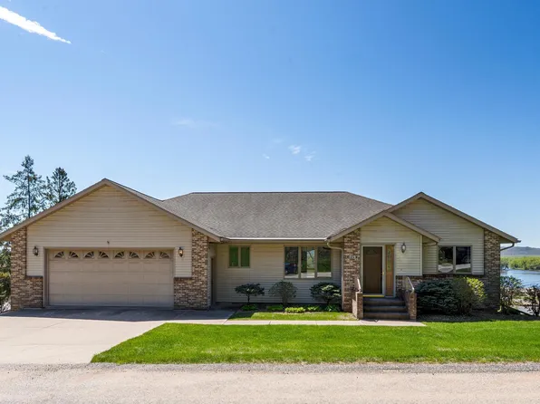 715 S Hill St, Fountain City, WI 54629