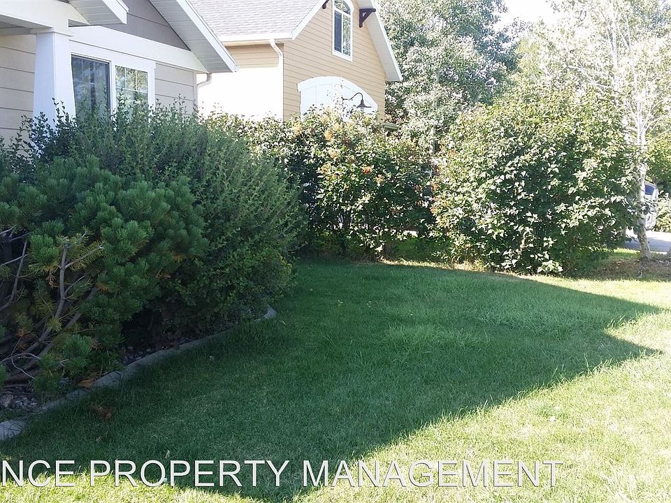 2nd image of 2904 Annie St