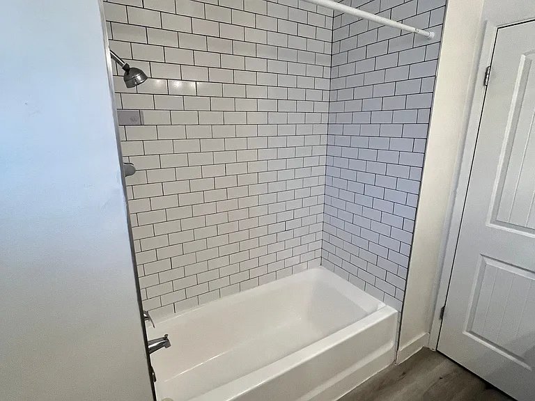 2905 N Euclid Ave — Photo 11