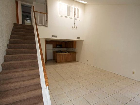2nd image of 819 N College Ave
