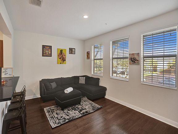 5th image of 855 SW 147th Avenue #1905