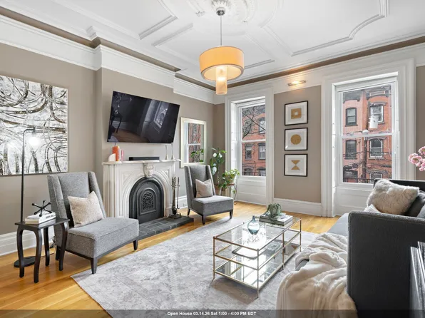 909 Garden Street image 1 of 28