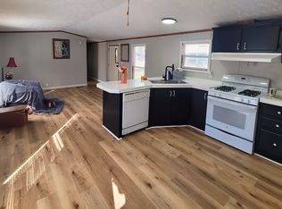 44 Deerwood Park, Centralia, IL 62801