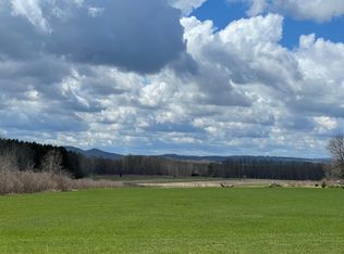 S Crosby Rd, Carlisle, NY 12031