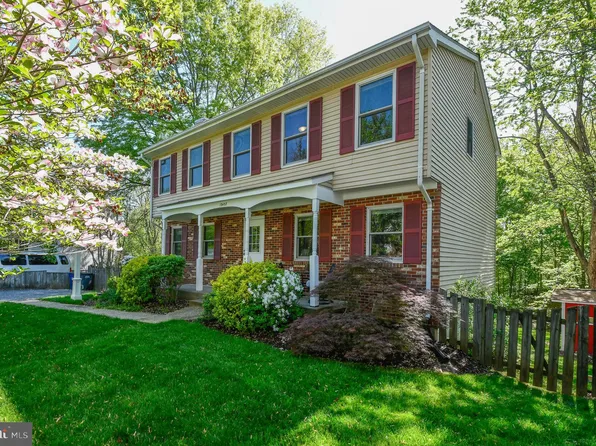 13457 Photo Dr, Woodbridge, VA 22193