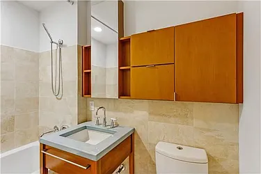 Rented by R New York