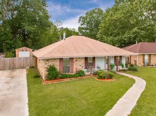 12722 Rambling Oaks Ave, Baton Rouge, LA 70818