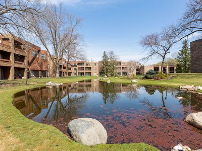 2230 Midland Grove Rd APT 201, Roseville, MN, 55113