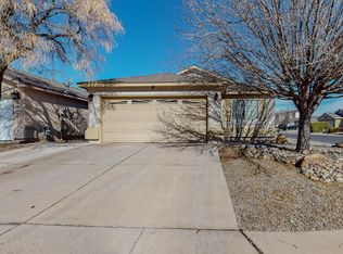 8001 Vista Volcan Ln SW, Albuquerque, NM 87121