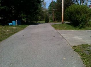 165 Old Court St, Fayetteville, WV