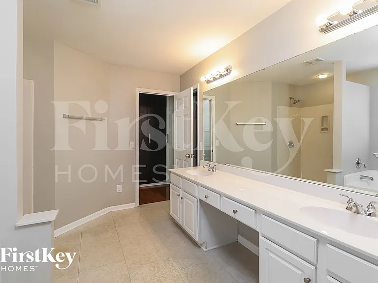 1905 Arbor Crest Ct — Photo 14