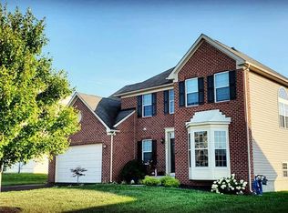 2552 Codorus Ln, Spring Grove, PA 17362