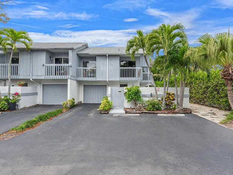 2956 Florida Blvd — Photo 41