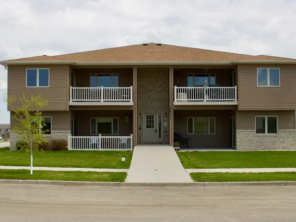 3811 Koch Dr, Bismarck, ND 58503