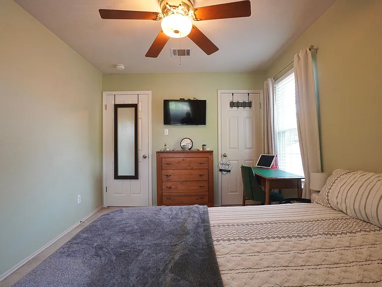 3001 Bernardino Cv — Photo 17