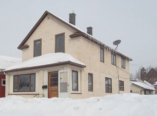 216 6th St SW, Chisholm, MN 55719