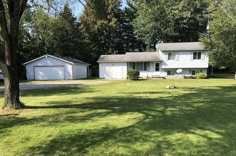 4122 Brown Rd photo 1