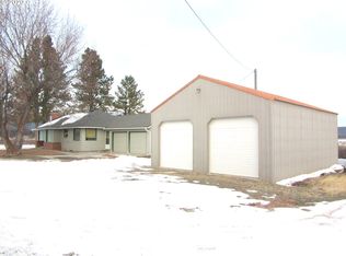 37833 Hudspeth Rd, Baker City, OR 97814