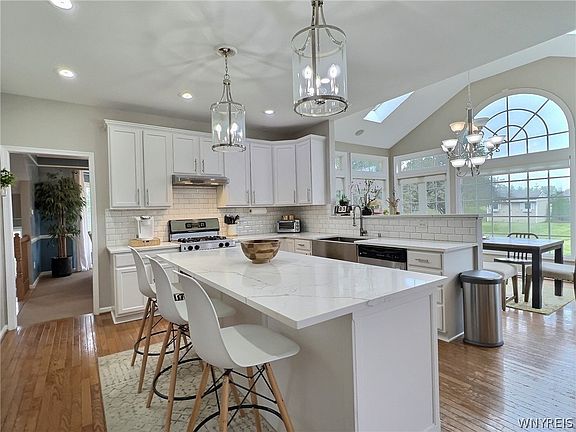 4th image of 8050 Highland Farms Dr