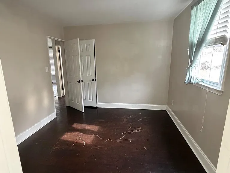 6609 Patterson St — Photo 14