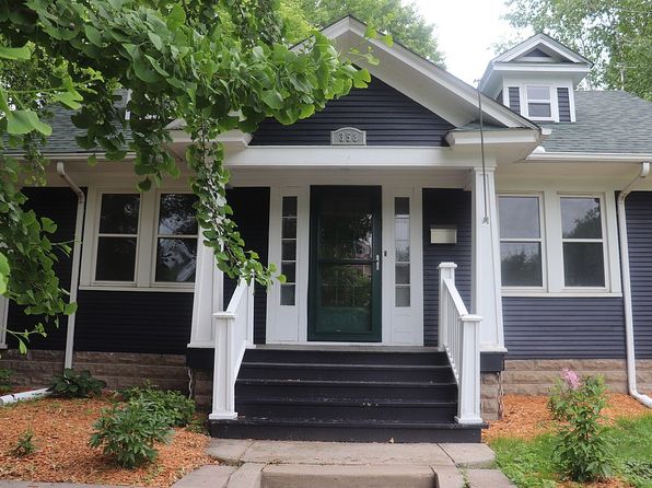 358 Cretin Ave S