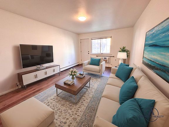 3rd image of 2820 36th St