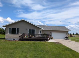 713 6th St NE, Perham, MN 56573