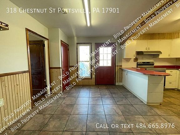 2nd image of 318 Chestnut St