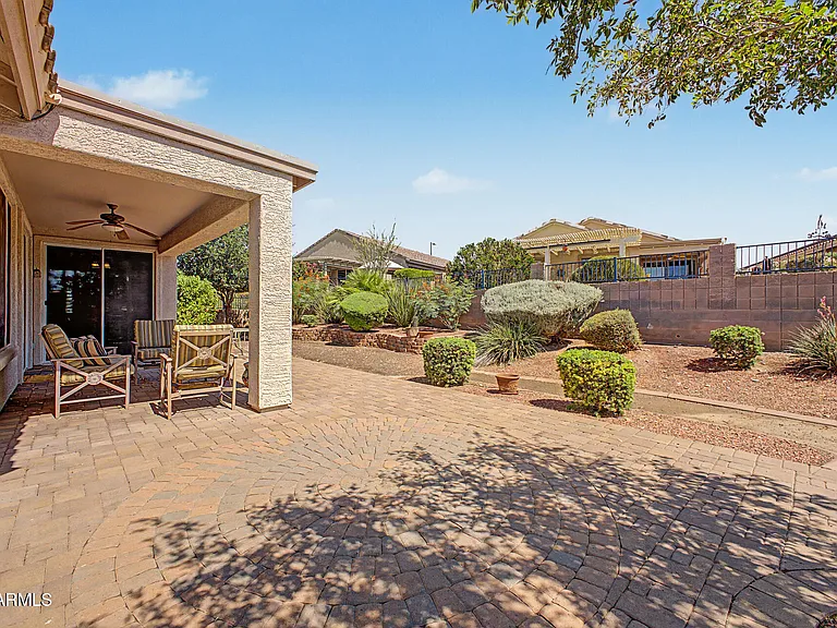 22568 W Shadow Dr — Photo 26
