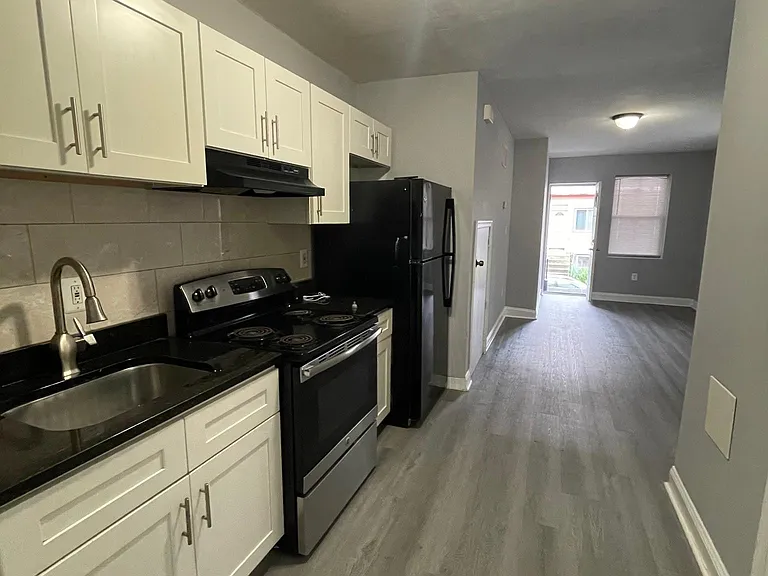 5633 Malcolm St #1 — Photo 12