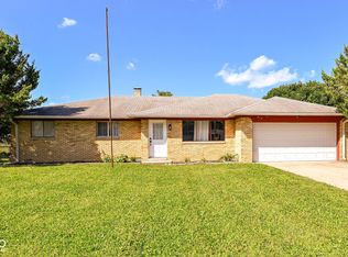 814 Heritage Ln, Anderson, IN 46013
