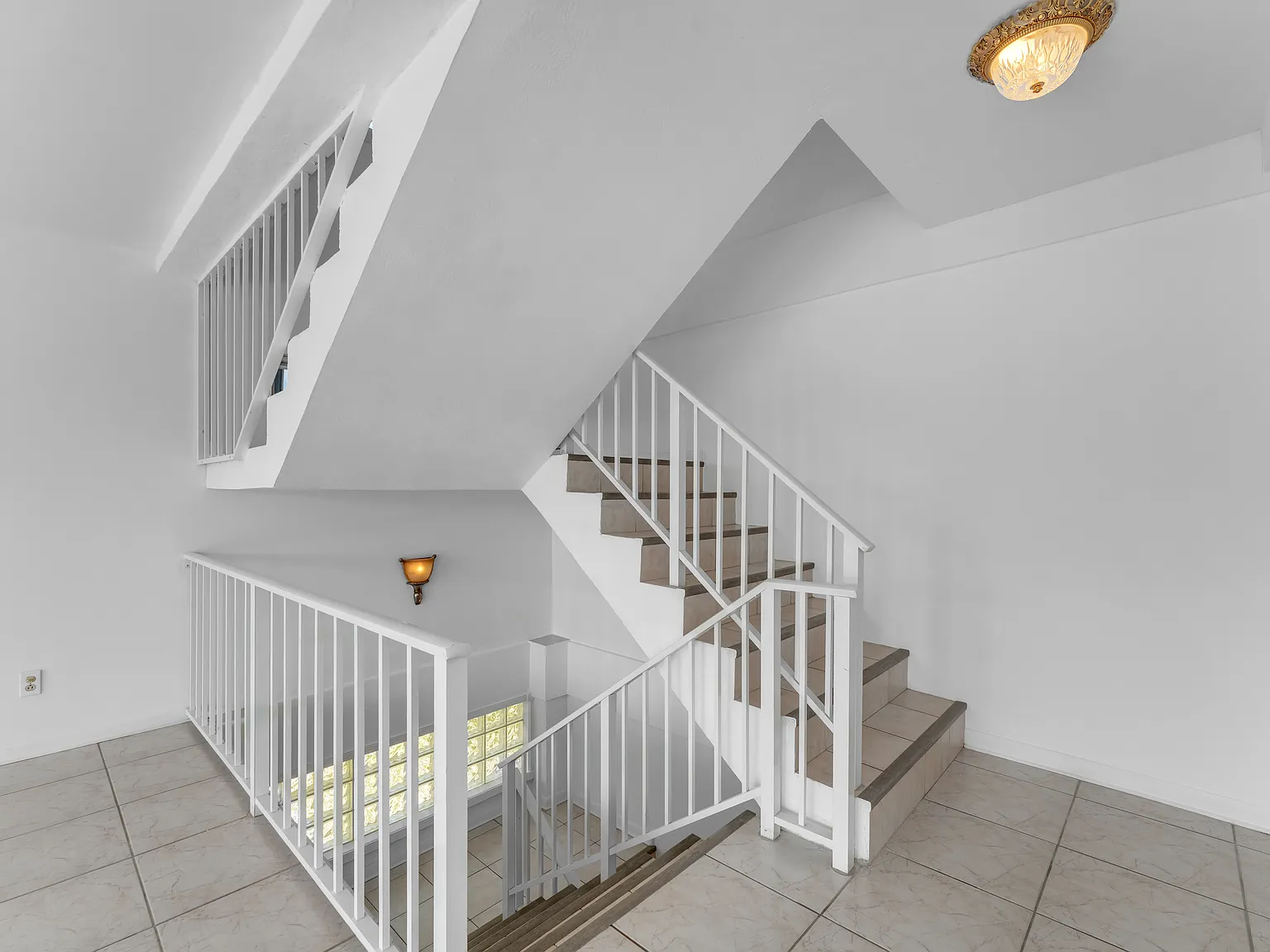 3 bed, 2030 sqft, $5,500 — Photo 4
