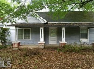 6652 Rockbridge Rd, Stone Mountain, GA 30087