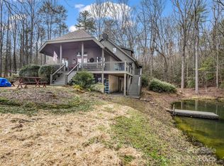 100 Dunks End Rd, Brevard, NC 28712