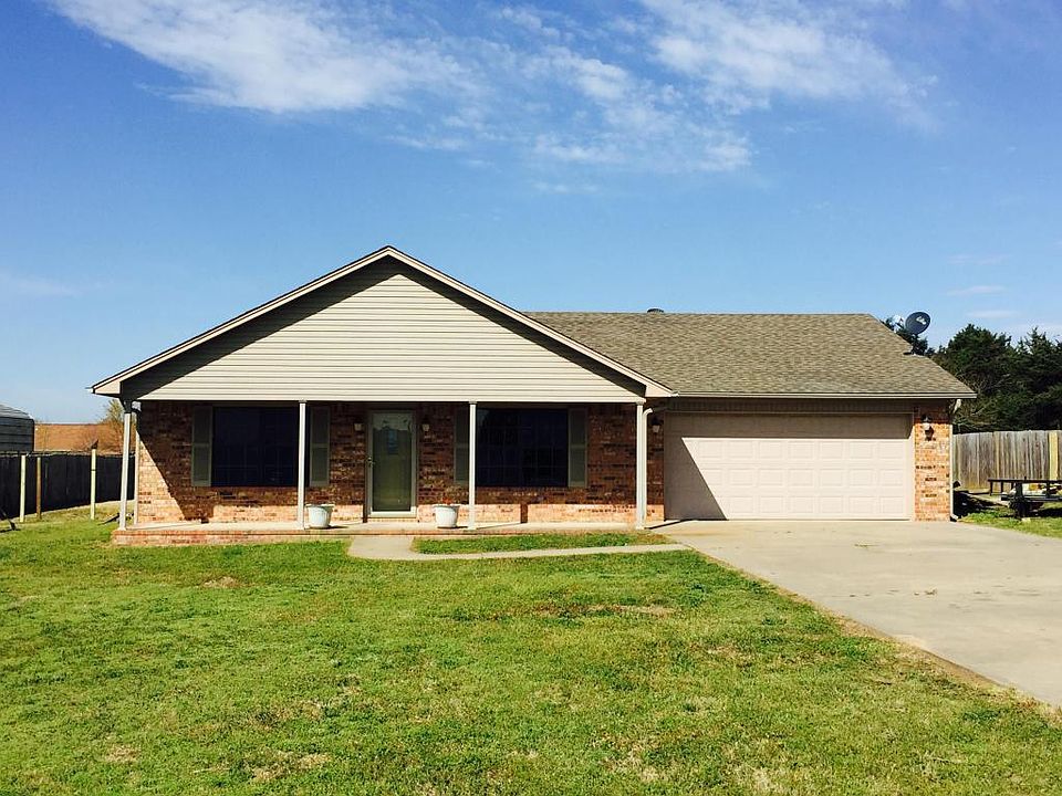 1st image of 66 Myrtle Dr