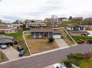 9 Martin Dr, Umatilla, OR 97882