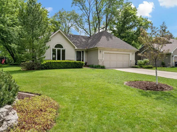 6938 Glenview Ln, Lino Lakes, MN 55014