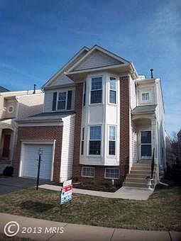 1st image of 6870 Hollow Glen Ct