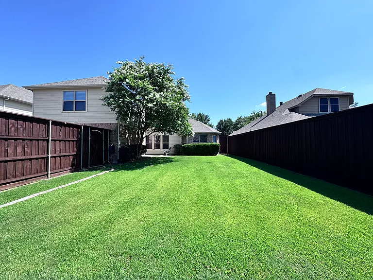 6504 Diamond Dr — Photo 26