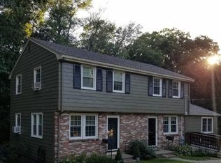 88 Kendall St, Walpole, MA 02081