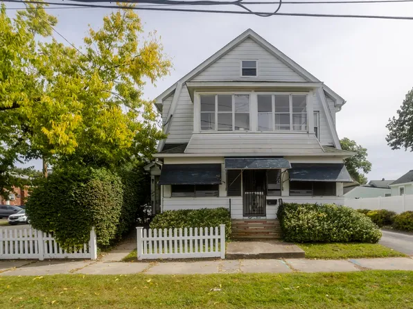 81-83 Chestnut St, Springfield, MA 01151