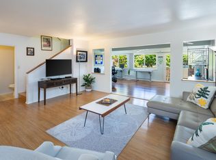 212 Koko Isle Cir #1706, Honolulu, HI 96825