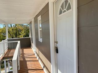 2015 Oak St #2, Omaha, NE 68108