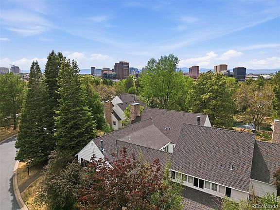2nd image of 4675 S Yosemite Street #219