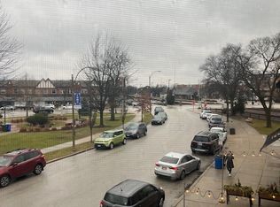 145 S Vine Ave APT 3, Park Ridge, IL 60068