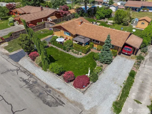 1227 137th Street E, Tacoma, WA 98445