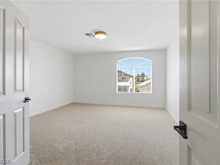 2137 Crestline Falls Pl — Photo 33