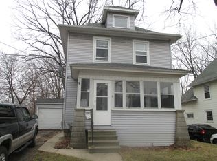 322 Lathrop St, Lansing, MI 48912
